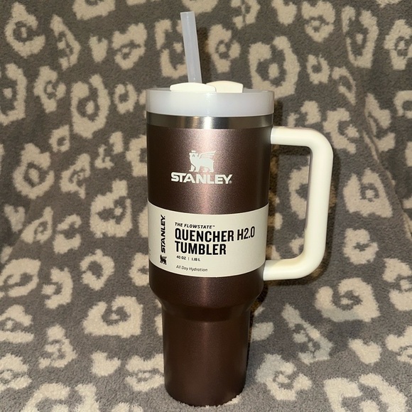 New Stanley 40oz “The FlowState” Quencher H20 Tumbler in 😍Rose Quartz Glow 2 😍 - Picture 11 of 17